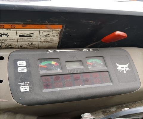 2018 년 데니슨 수압 밸브와 함께 ZX220 ZX300 ZX55 ZX70 ZX60 사용 된 발굴기를 판매합니다.