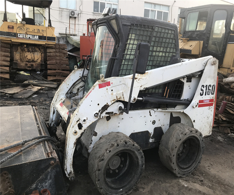 60 KW 스키드 스티어 로더 S160 건설 프로젝트 의 필수 장비