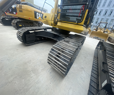2018 KOMATSU PC220-8 사용 된 MITSUBISHI 엔진을 가진 발굴기 좋은 작동 상태