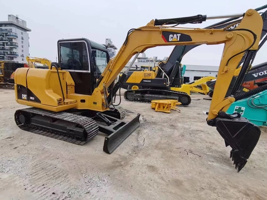 사용 된 CAT 305.5 306 0.31m3 버킷 용량 및 6000 KG 기계 무게가있는 발굴기