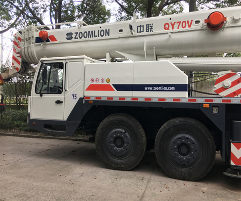 ZOOMLION QAY180 트럭 크레인 이동 크레인 70000 kg 중국 건설 시장