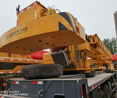 XCMG QY70KA 70T 이동 트럭 크레인 (Liyuan 수압 밸브와 무게 20000 kg)