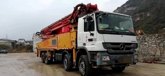 37M 벤츠 볼 차시와 함께 콘크리트 펌프 트럭 HOWO 티퍼 트럭 25t 40t 6x4 8x4 유형