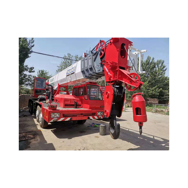 니슨 수압 펌프 사용 된 TL-500E TL-300E TG-500E GT-650E GT-550E 모바일 크레인 일본