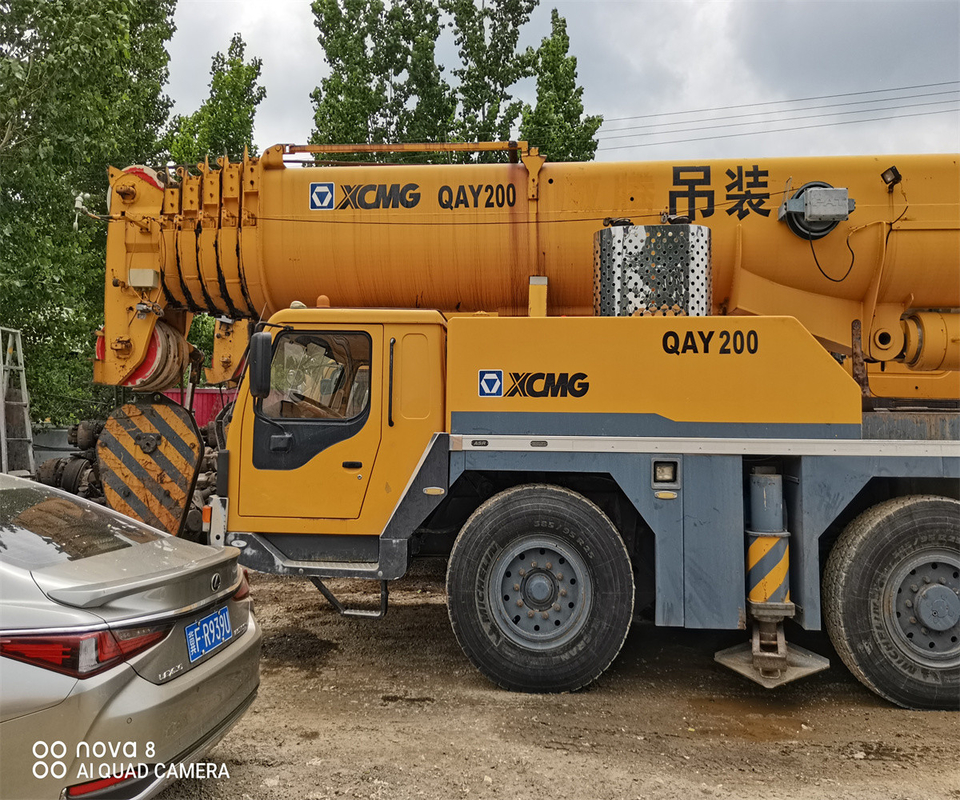 XCMG QY25K5C QY25K5D QY50KC QY70KC QY100K-II QY130K QY160K HINO 엔진으로 사용 된 이동 크레인